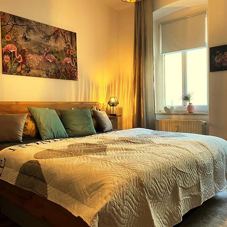 Karli'S Stuebchen Apartment Гера Екстериор снимка