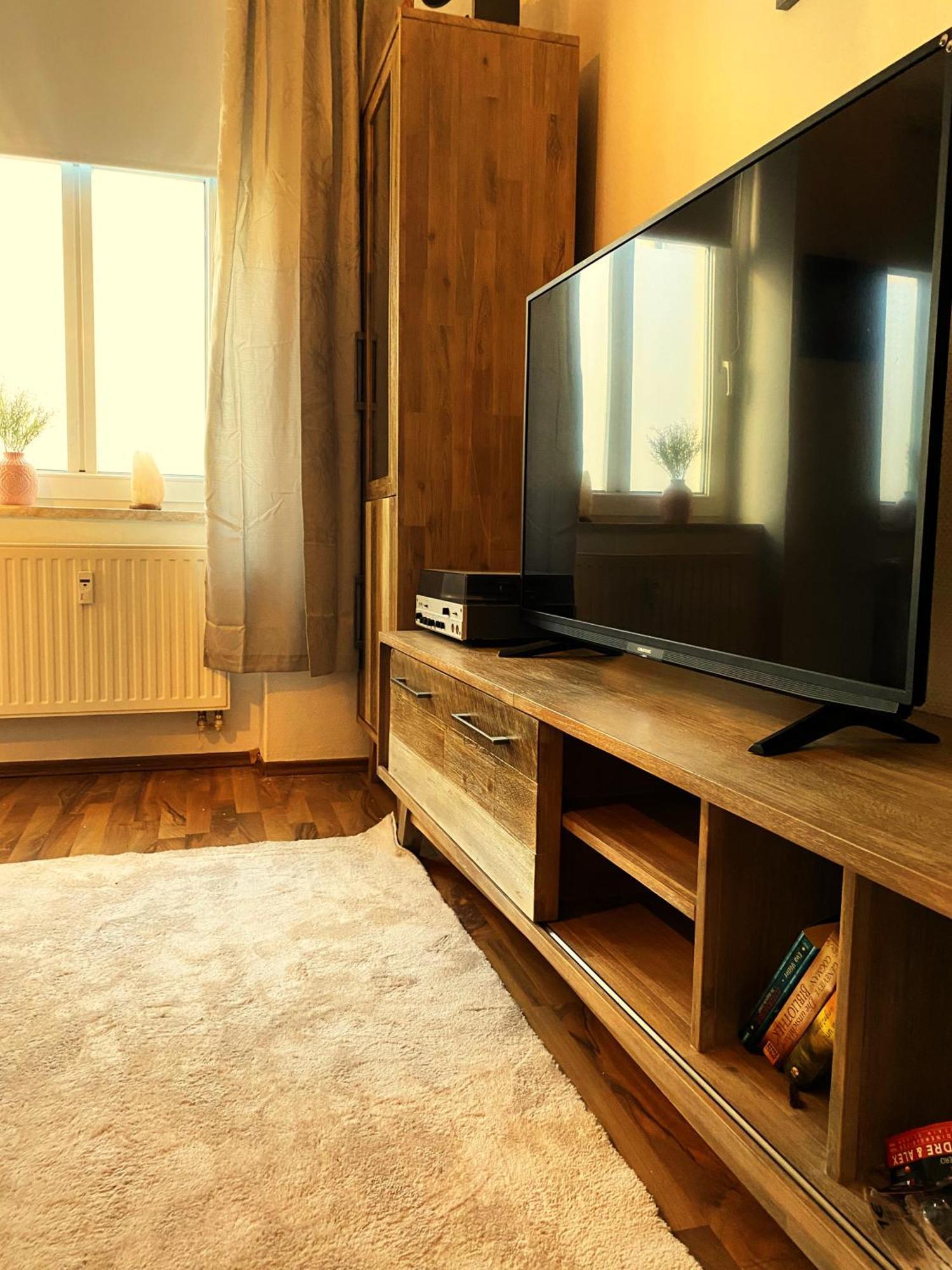 Karli'S Stuebchen Apartment Гера Екстериор снимка