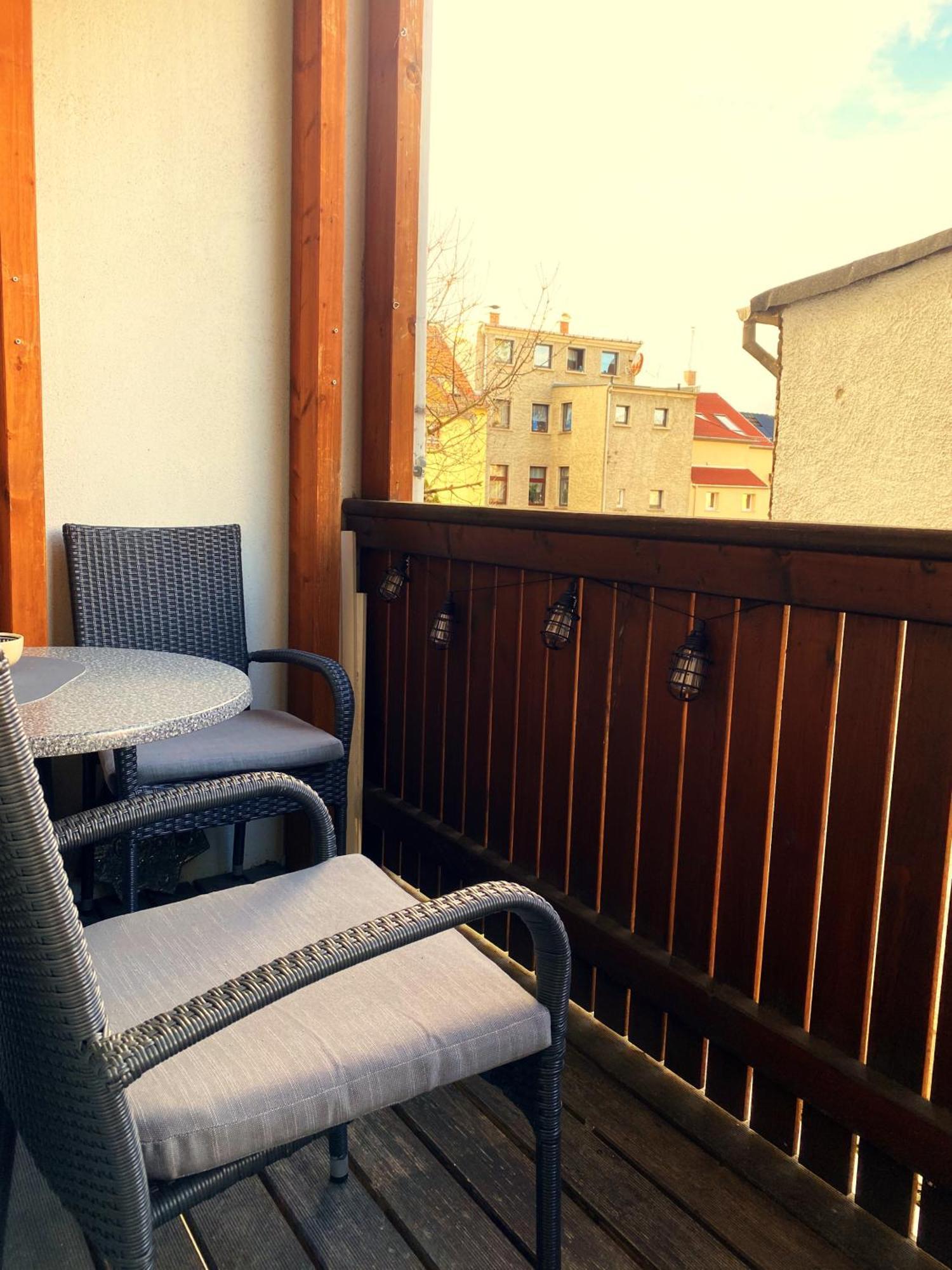 Karli'S Stuebchen Apartment Гера Екстериор снимка